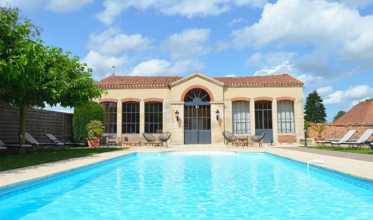 Chateau De Flammerans Hotel Exterior photo